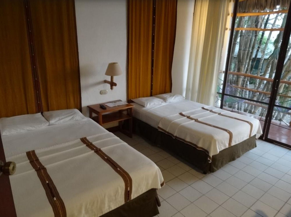 Hotel Maya Internacional Flores Ngoại thất bức ảnh